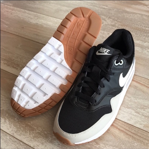 NWT Nike Air Max 1 - Picture 4 of 8